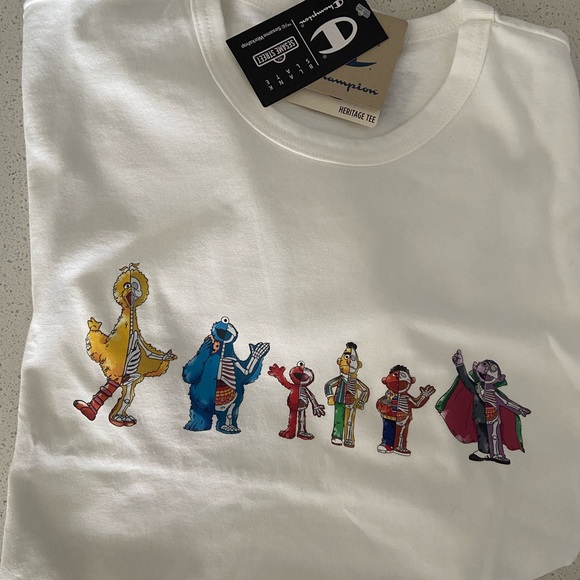 Champion x Sesame Street Character Tee XL - Picture 2 of 6